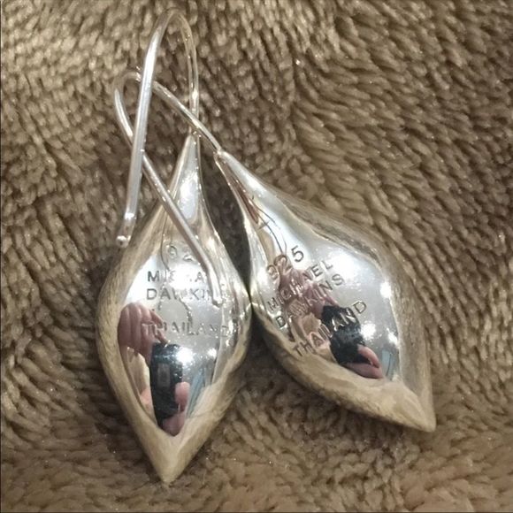 MICHAEL DAWKINS Sterling Silver Puff Teardrop French Wire Earrings - Picture 5 of 10
